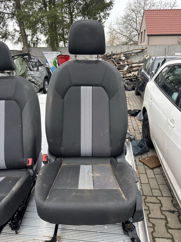 Audi A3 8Y fotel kierowcy 2 x airbag
