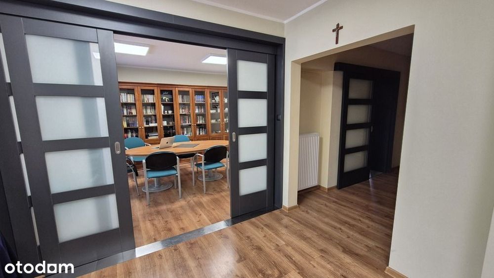 pół bliźniaka 218m2 na Ogrodach - cicha okolica