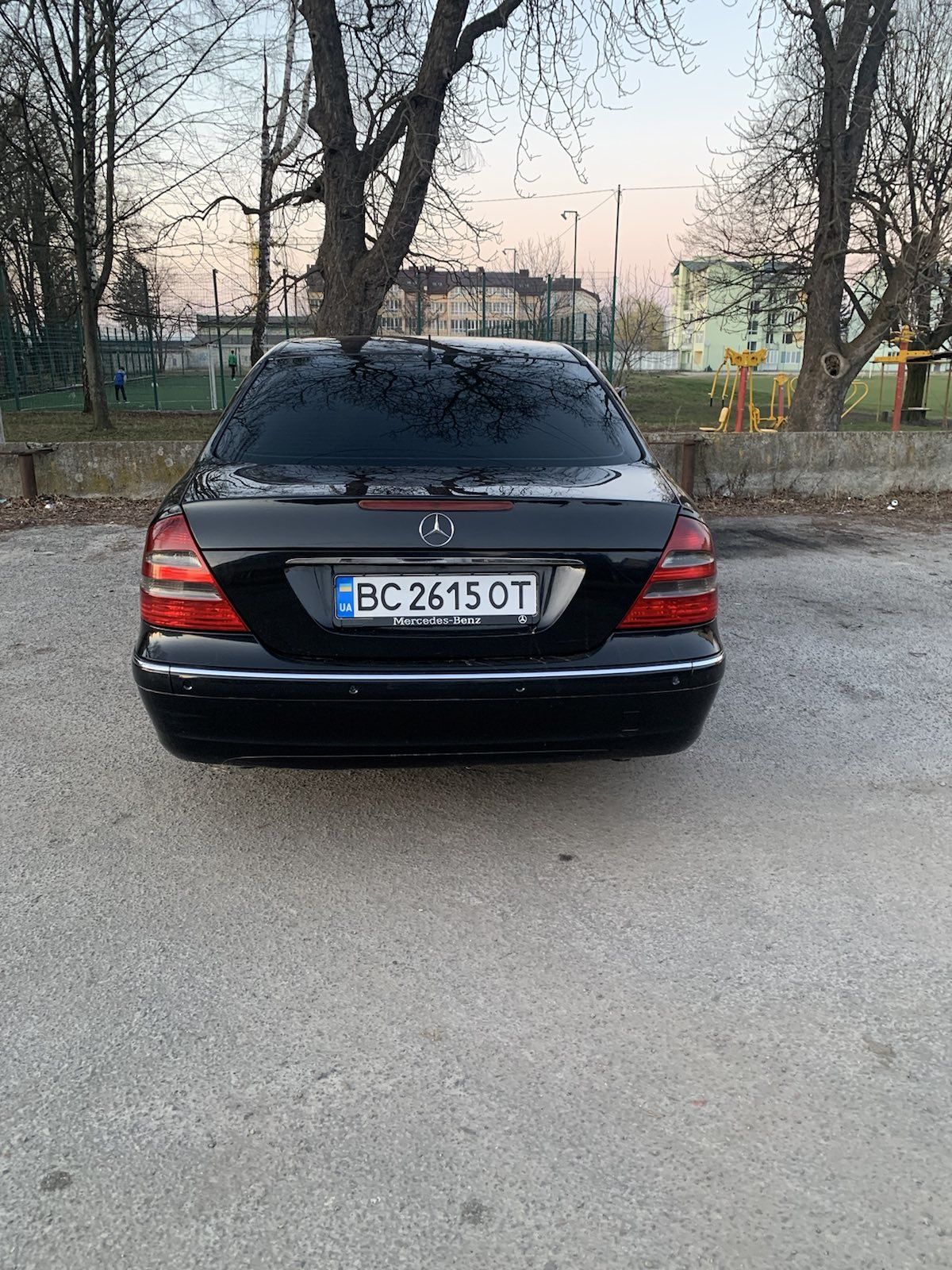 Продам Mersedes W211 3.2 дизель