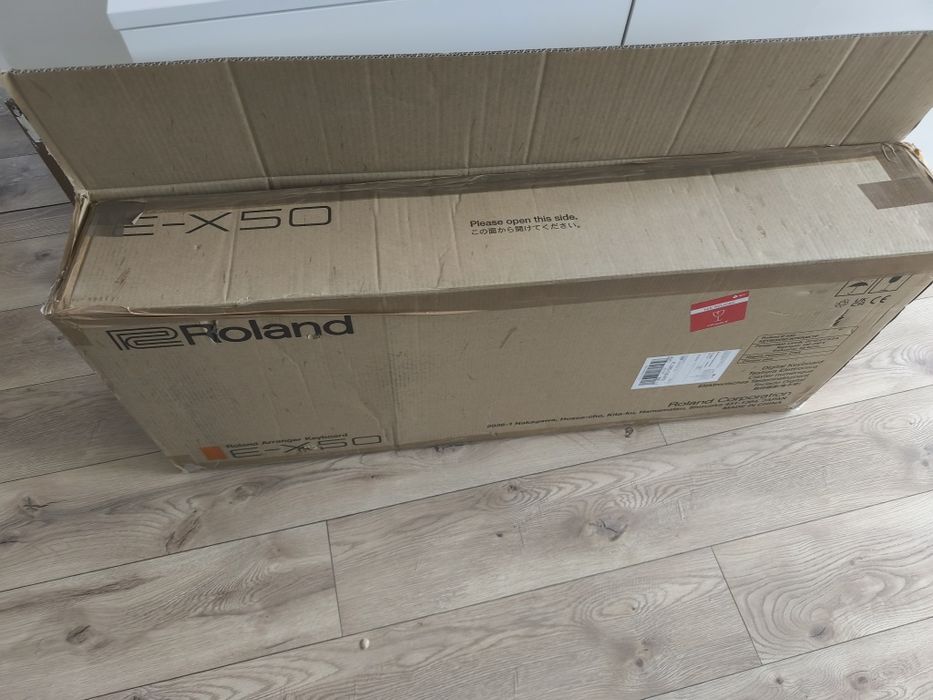 ROLAND E-X50 Keyboard