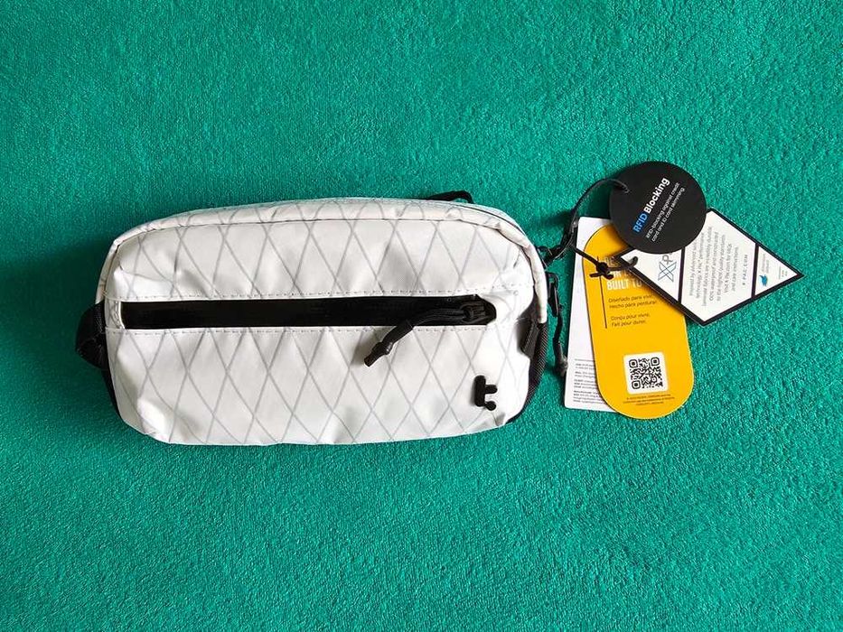 Śliczna, biała torba torebka Sling-bag, Tomtoc Aviator X-Pac – NOWA!