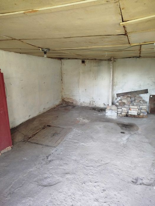 Продам гараж в металісті автомобілісті