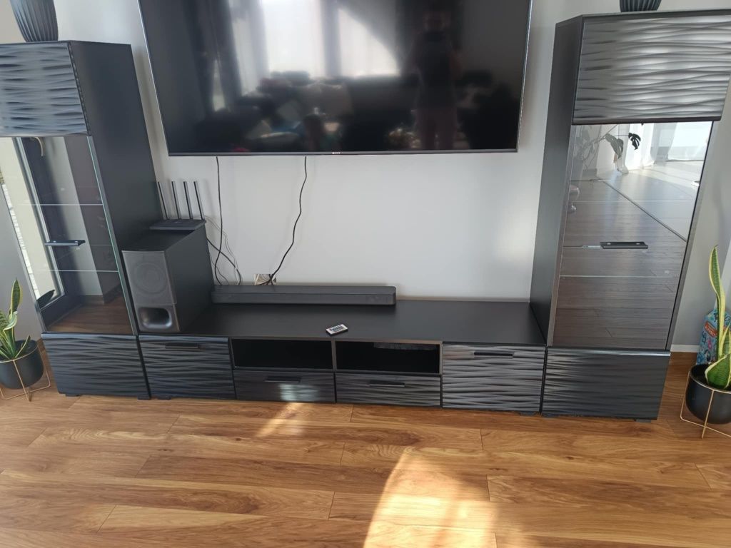 Szafka pod telewizor