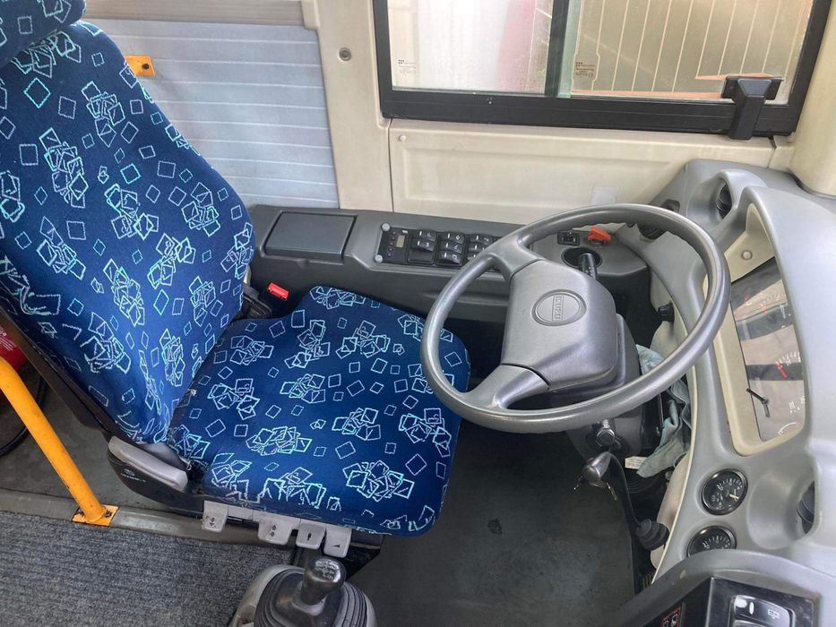 Autocarro minibus Isuzu 28+1+1, euro5