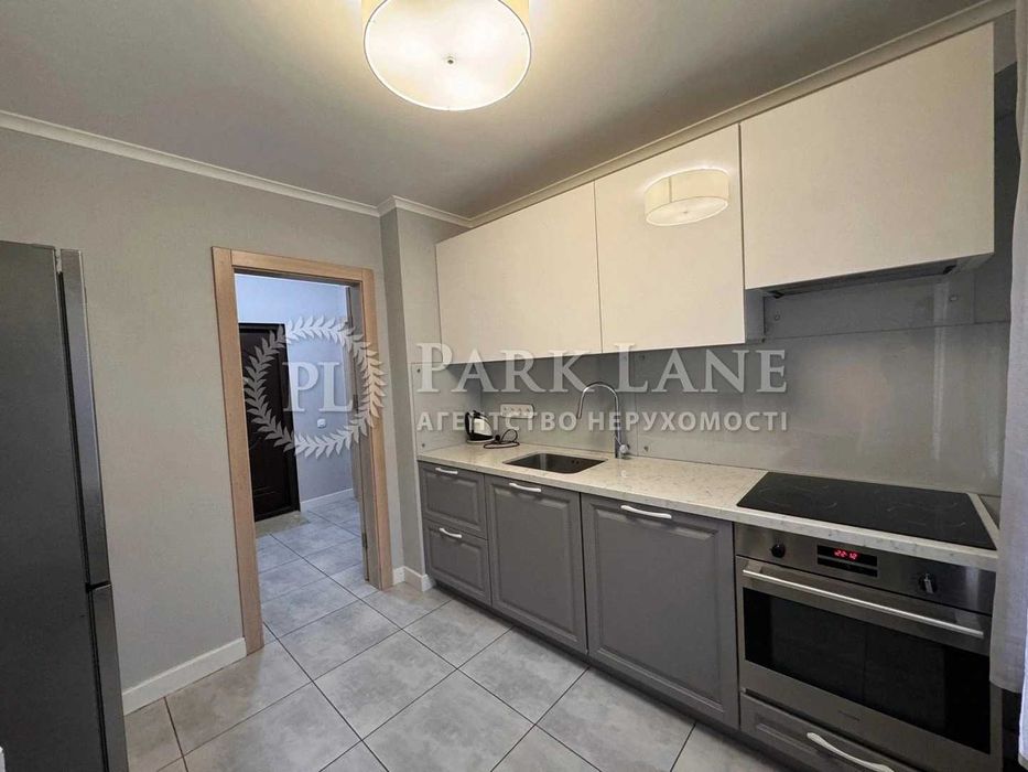 Оболонь Продаж 1к квартири з ремонтом 40 кв м Лук’яненка Левка 13а