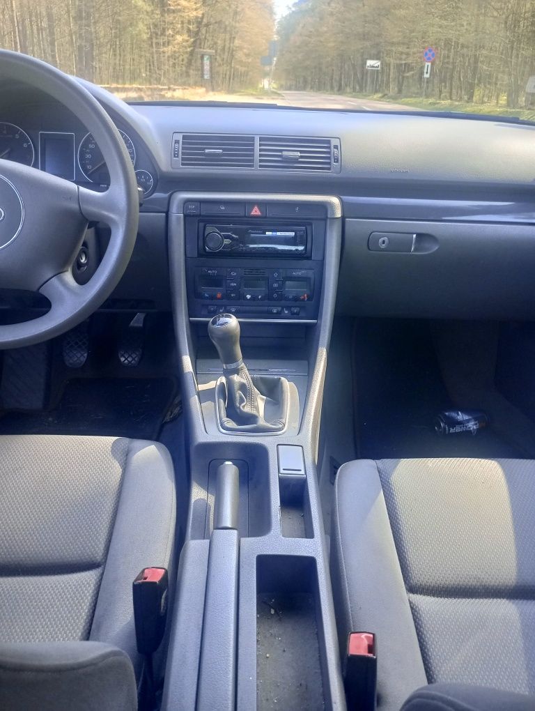 Audi a4 b6 2.0. .