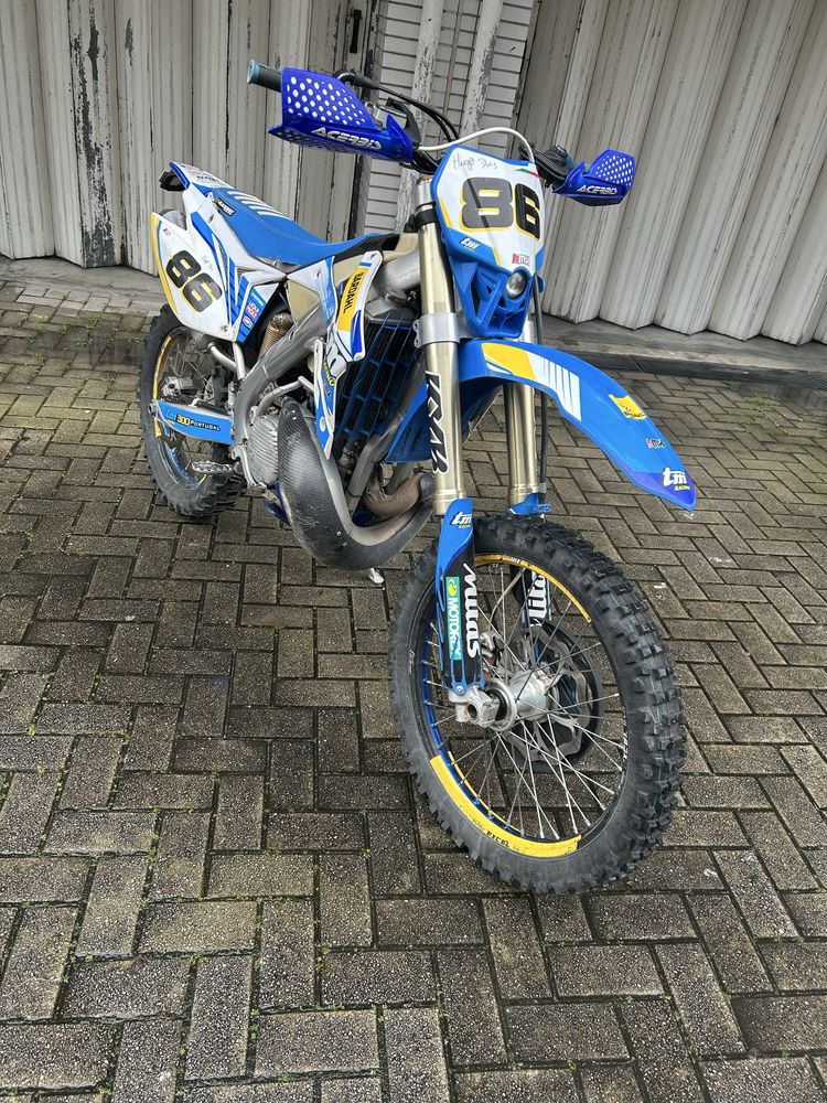 TM 300 2T 2020.