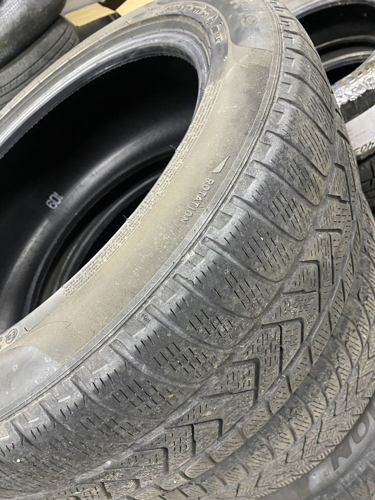 Продам зимнюю резину Pirelli 255/50/R19