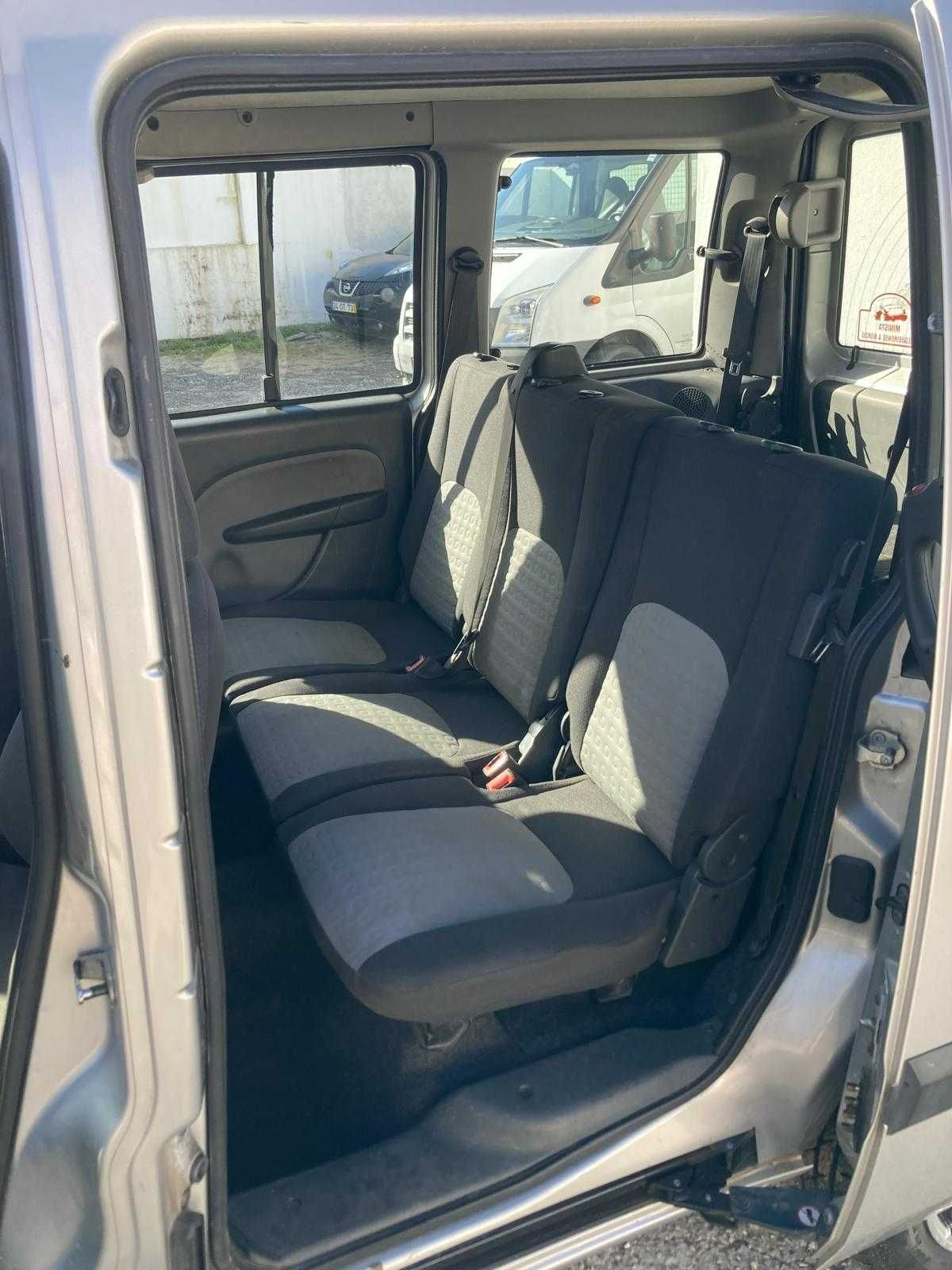 FIAT DOBLO 7 Lugares