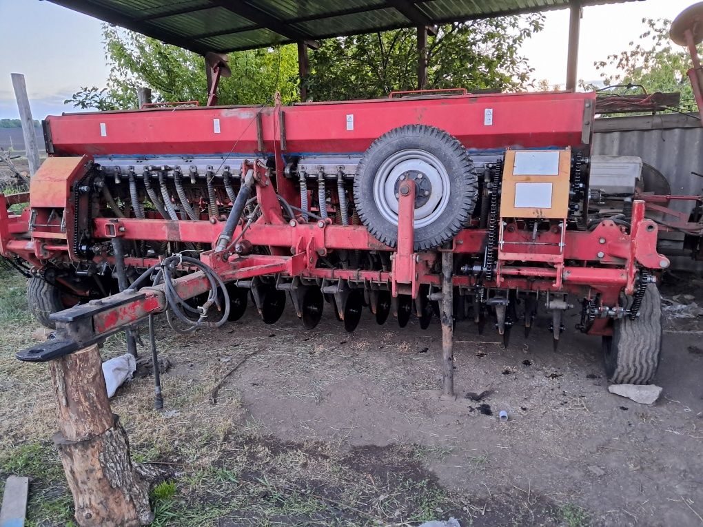 Продам   сівалку