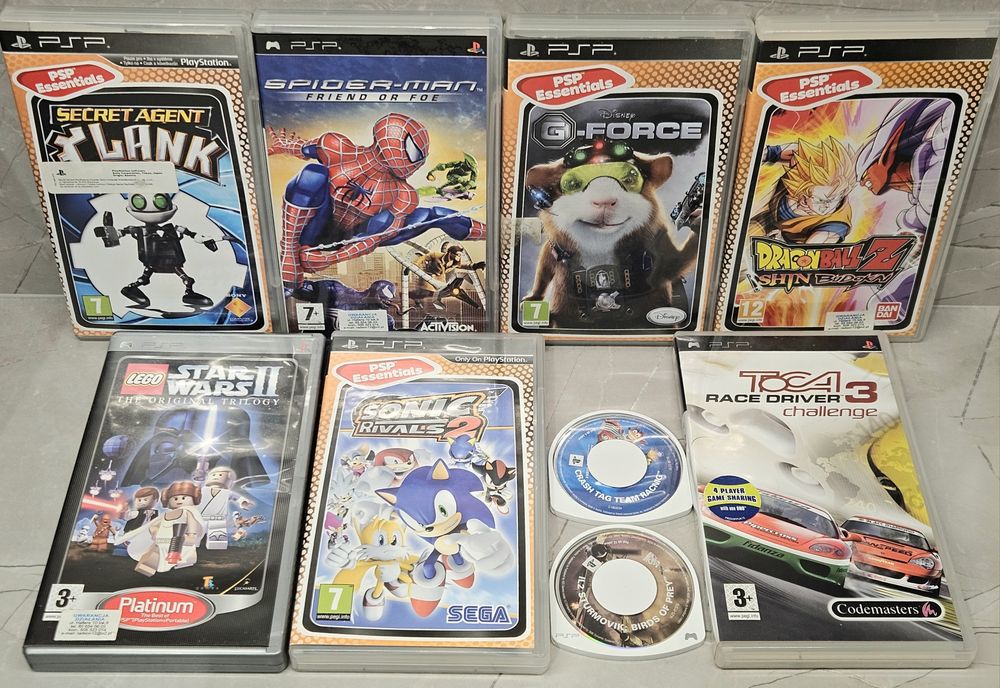 Konsola Sony PlayStation Portable PSP-E1004 +9 gier