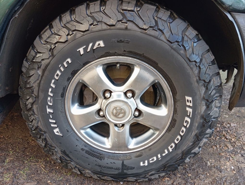 Продам резину BFGOODRICH A/T