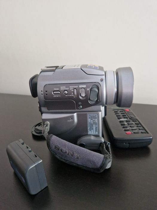 Digital Video Camera Recorder Sony DCR-PC120E