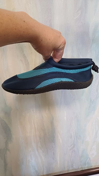 Спортивне взуття