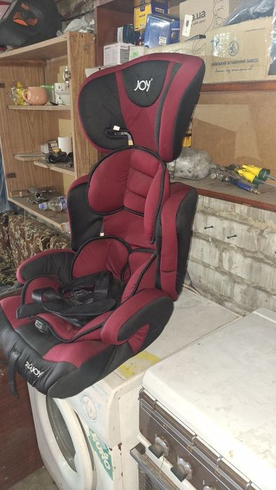 Автокрисло дитяче