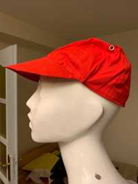 Czerwona czapka z daszkiem bawełna