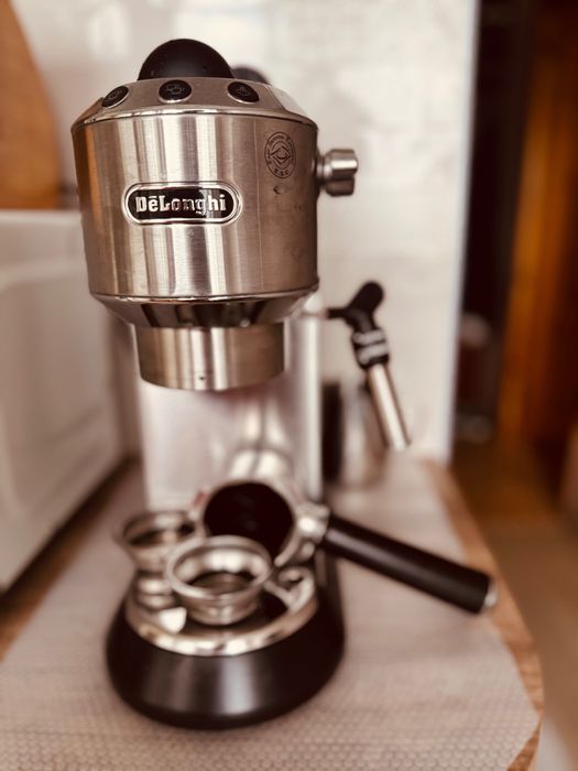 Кавоварка рожкова DELONGHI