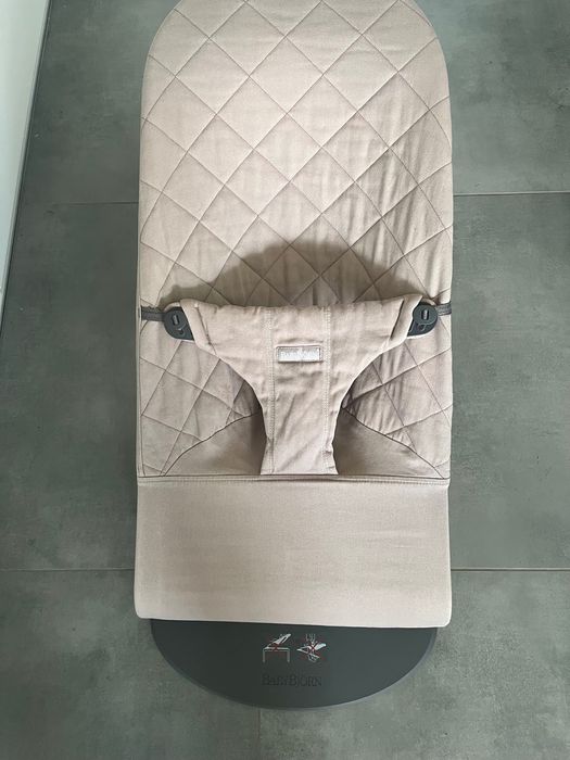 Leżaczek bujaczek Babybjorn