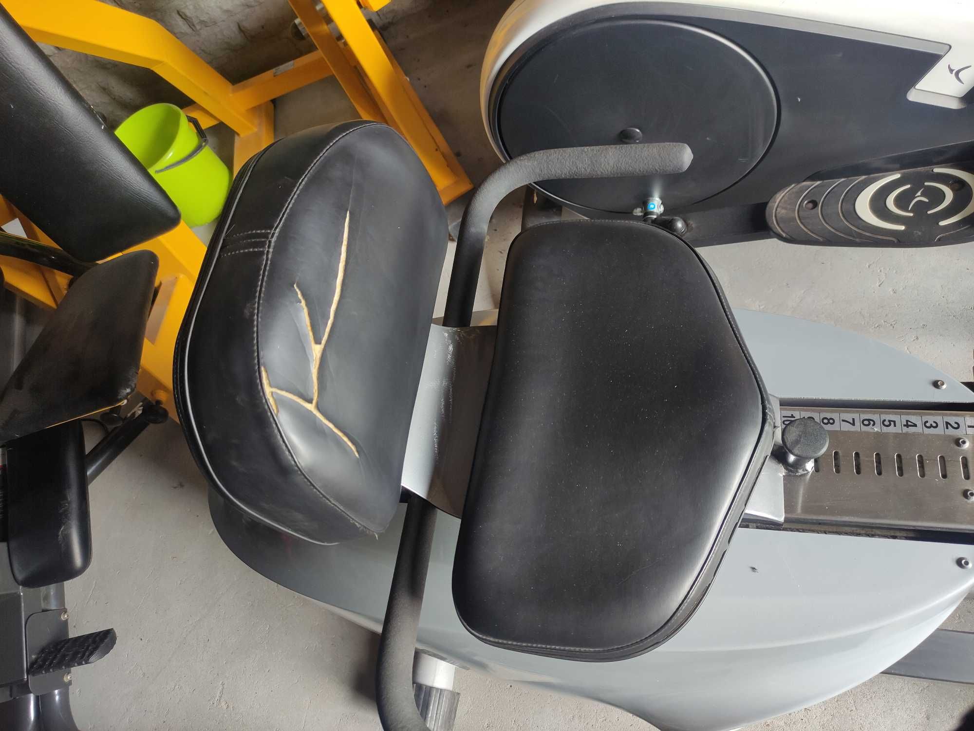 Rower Orbitrek treningowy elektromagnetyczny poziomy Scifit Rex