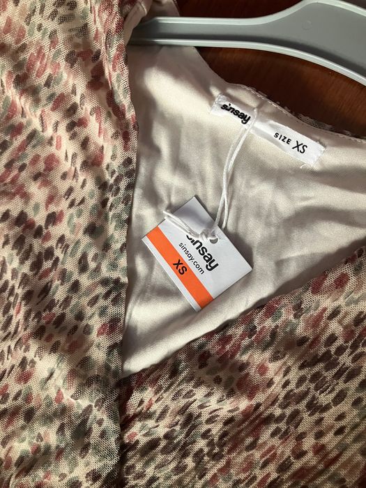 Nowa Sukienka lekko plisowana wiosenna długa midi