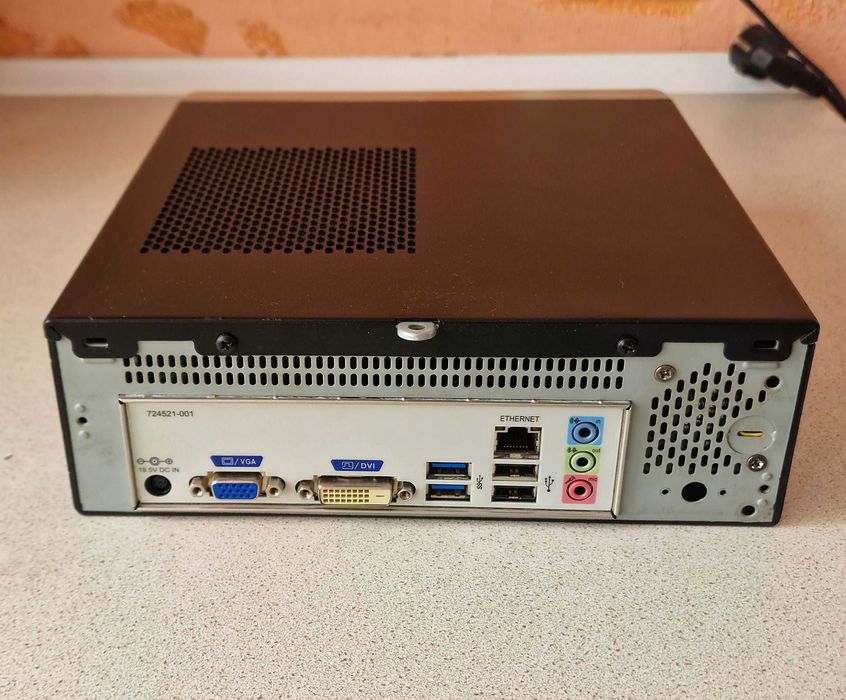 mini-ITX HP 2B05/AMD A6 5200x4/8GB RAM/SSD 240/AMD RADEON HD 8400