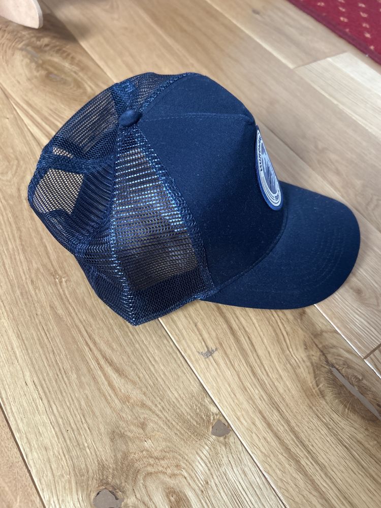 Czapeczka z daszkiem z emblematem Schroniska Murowaniec