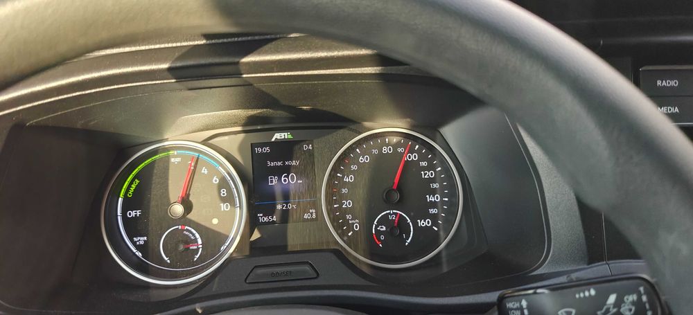 Volkswagen Transporter 2022 електро 10тис пробігу