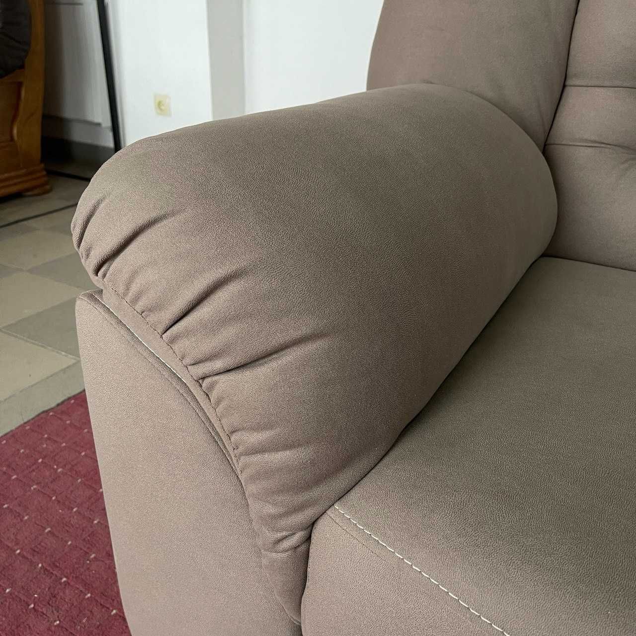 БЕЗКОШТОВНА ДОСТАВКА Прямий новий розкладний диван