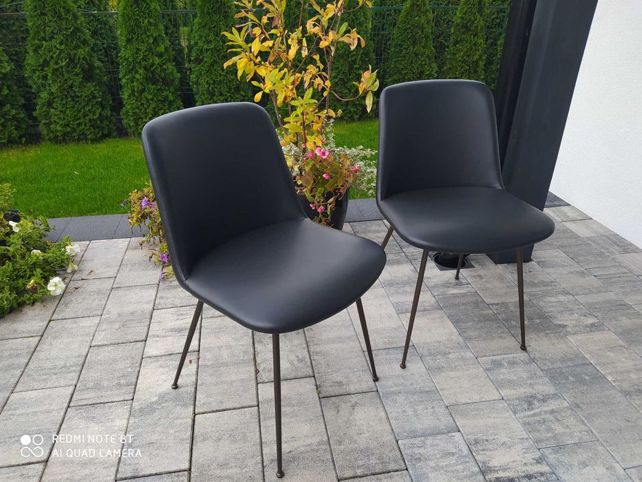 Krzesło Rely dinning HW8 w skórze. & Tradition Hay Gubi Fritz Hansen