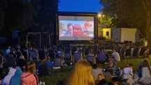 Kino plenerowe , Kino letnie , Kino całoroczne , + 100 leżaków