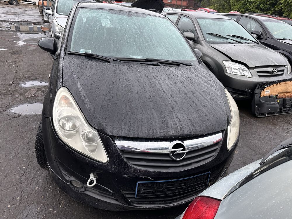 Czesci Corsa D 1.3TDI 06r, Silnik Skrzynia Drzwi Maska Klapa Zderzak