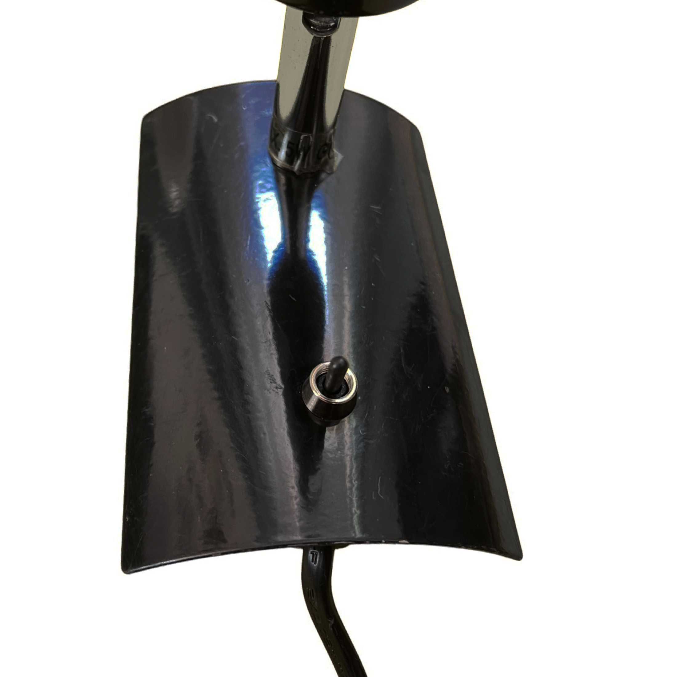 Minimalistyczny kinkiet lampka nocna Nordlux 7385, Niemcy lata 80.