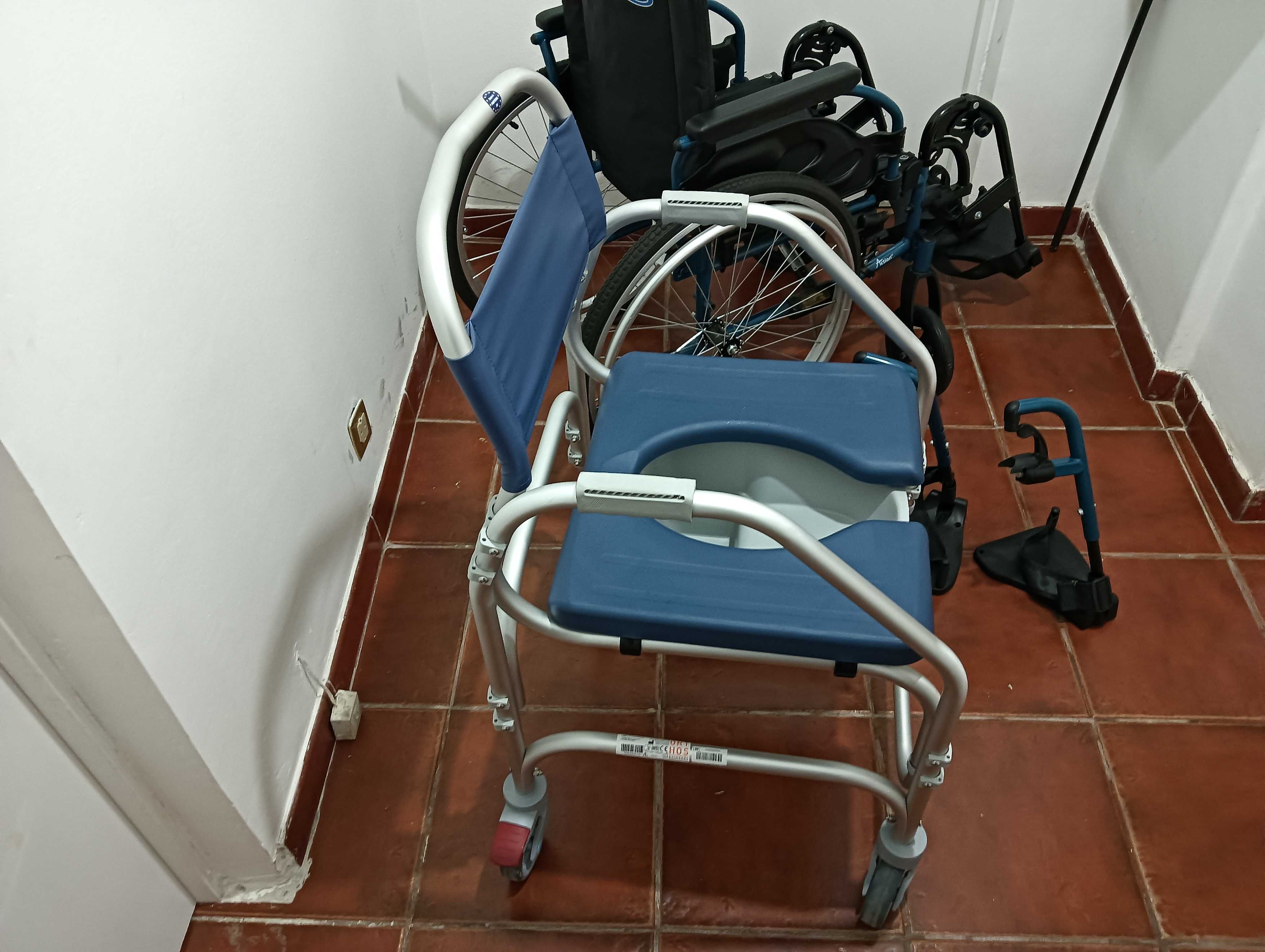 Cadeira Sanita e de Banho com Rodas PACIFIC ORTHOS XXI