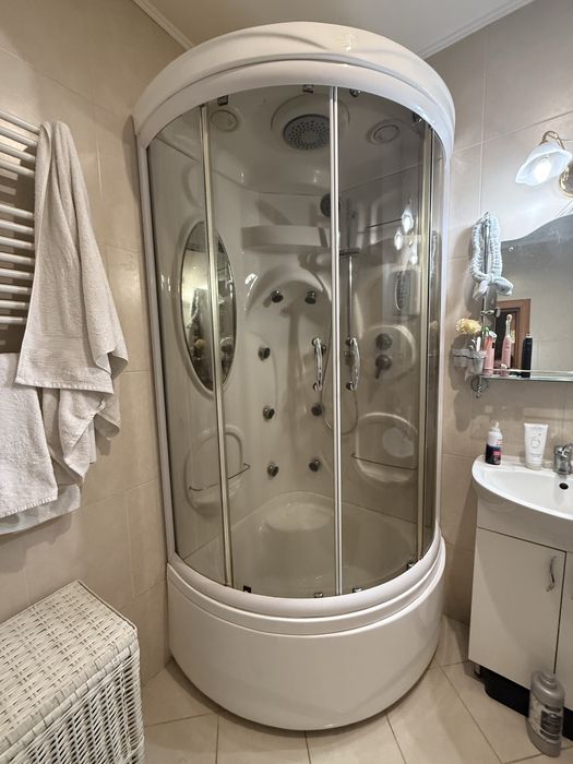 Кутова душова кабіна ГІДРОБОКС