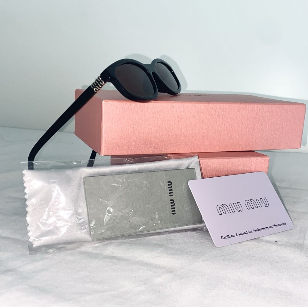 Óculos de sol Miu Miu