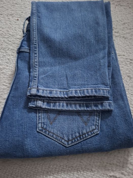 Spodnie Wrangler Slim W33 L30 męskie