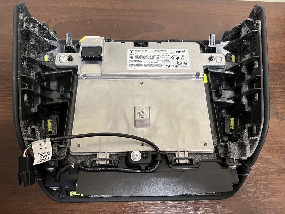 Панель Беспроводной Зарядки Телефонов Tesla Model S X Plaid