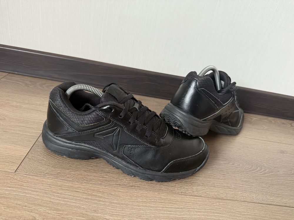 Шкіряні кросівки Reebok 42.5 розмір