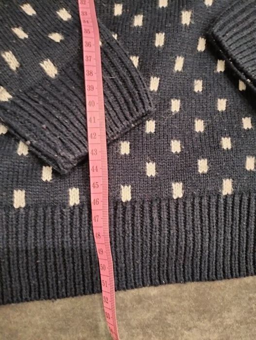 Sweterek świąteczny 122/128 Boże Narodzenie