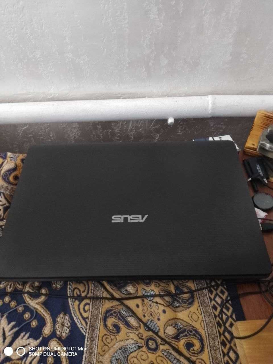 Asus ноутбук i5-2520m, 6gb, SSD,HDD.