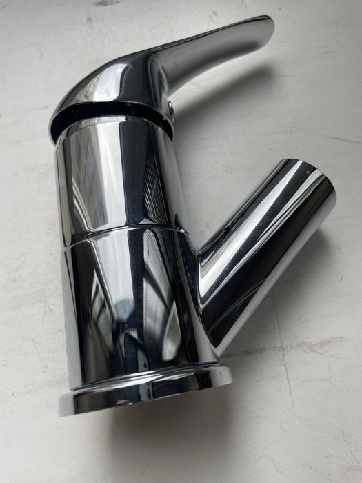 Змішувач кухонний! Є тільки деталі