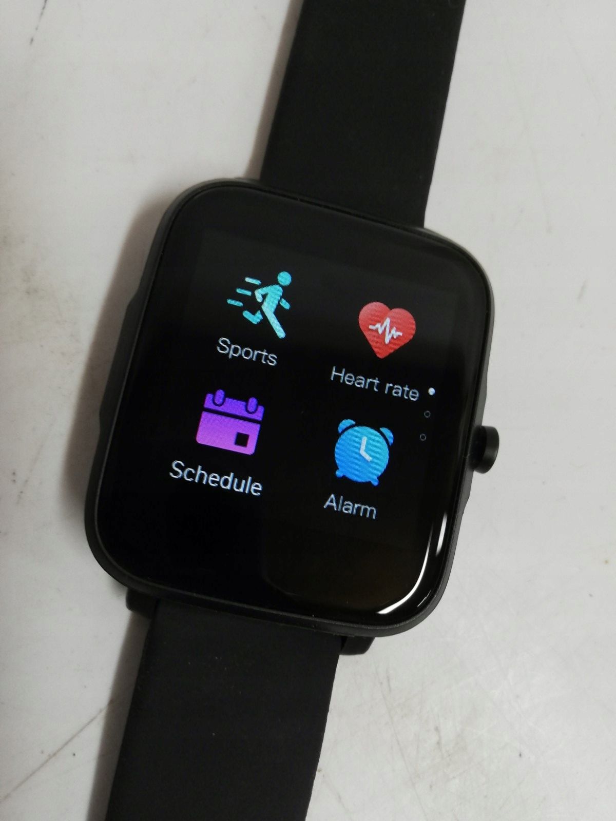 Smartwatch Serce Multi Sporty Powiadomienia Czarny