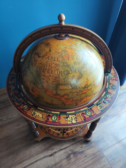 Globus, barek, szafka na alkohol, ziemia, vintage