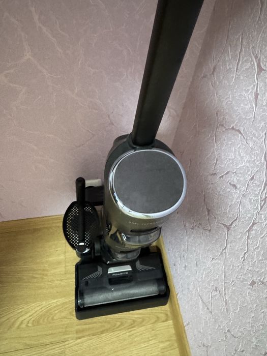 Rowenta Dual Tank Wet & Dry — моющий вертикальный пылесос