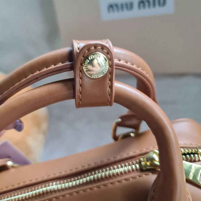 Torebka MiuMiu miu miu brazowa kuferek damski