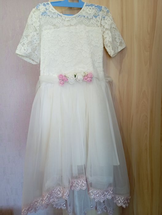 Продам сукню дитячу