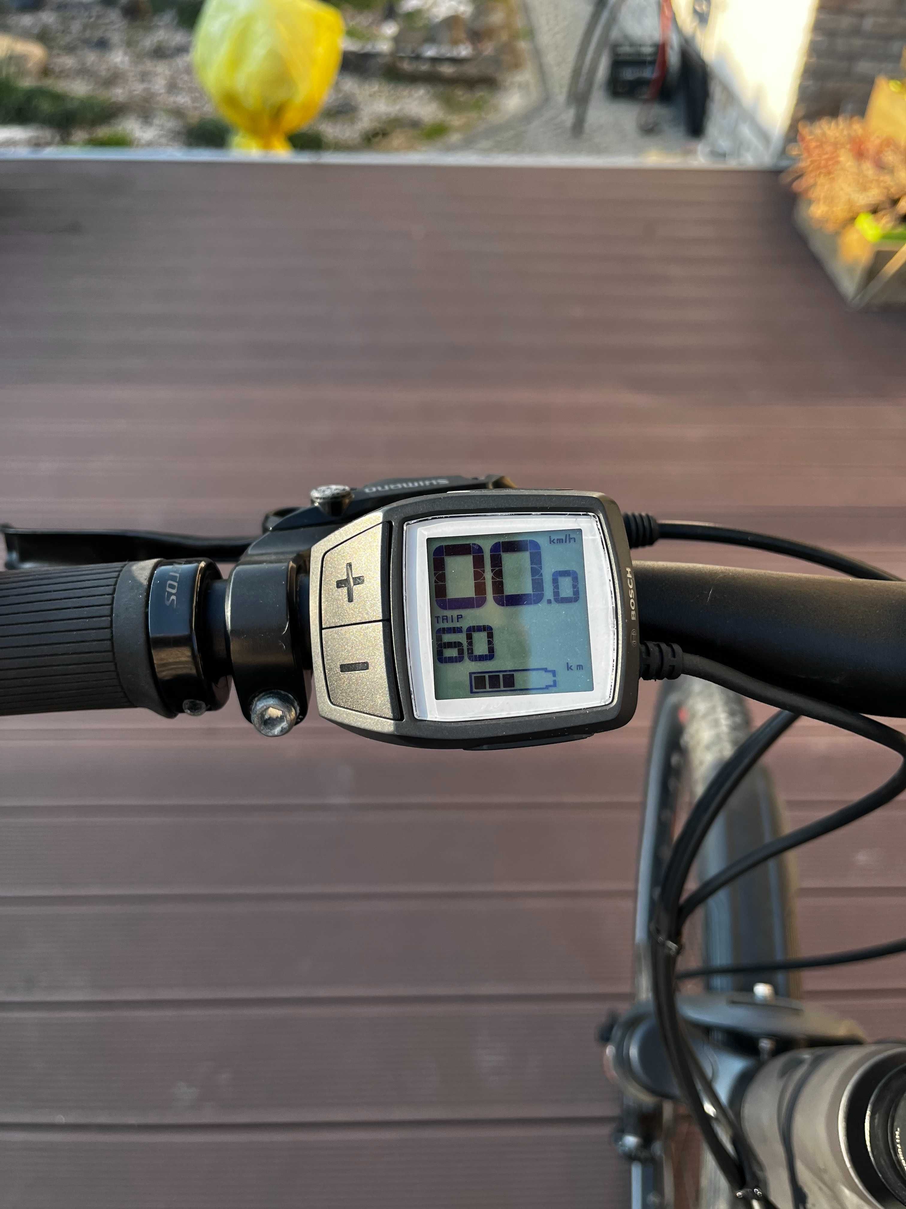 Scott E-Sub Cross 2018 - Elektryczny rower miejski - Bosch 250W