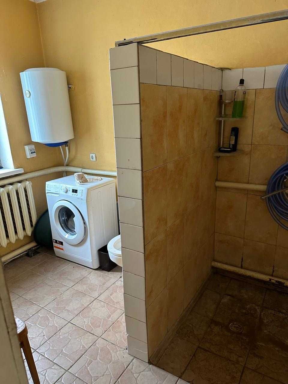 Продаж будинку і земельної ділянки 10сот. в селі Маслівка Київська обл