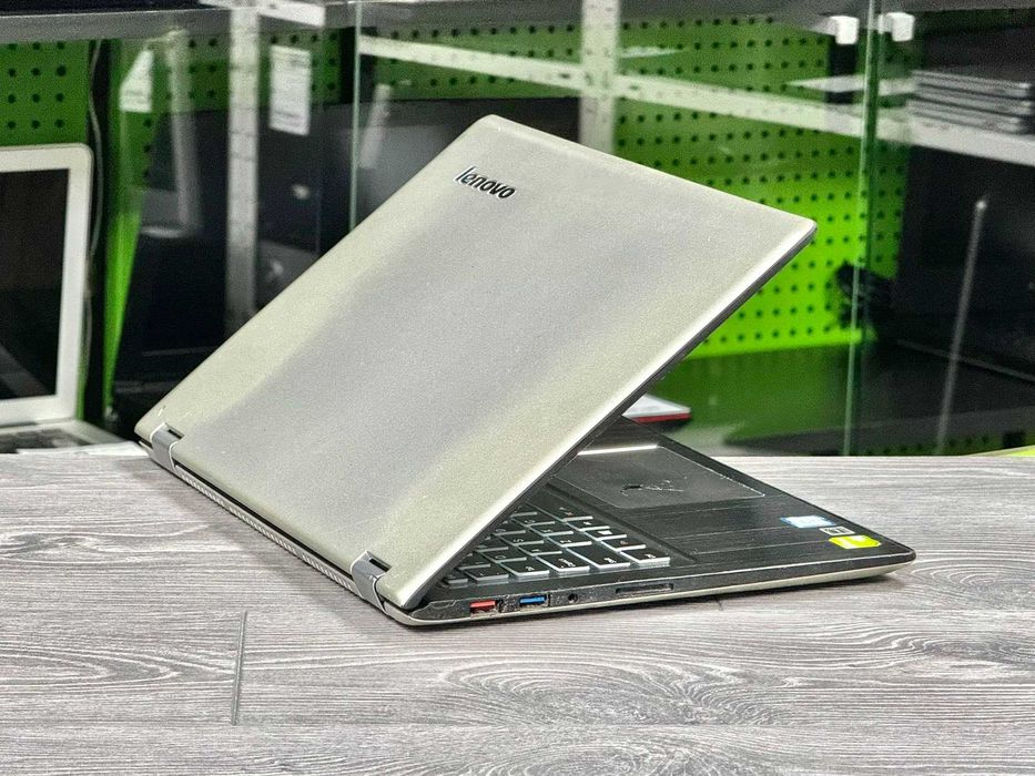 Ноутбук трансформер Lenovo Yoga 700-14isk / Core i5 / 8Gb / Сенсорний
