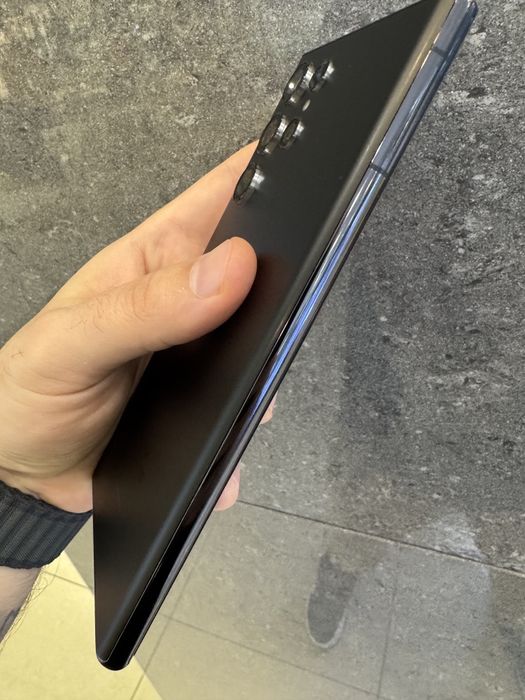 Samsung S22 Ultra 128Gb ( Snapdragon )
Привозився з США, тому має